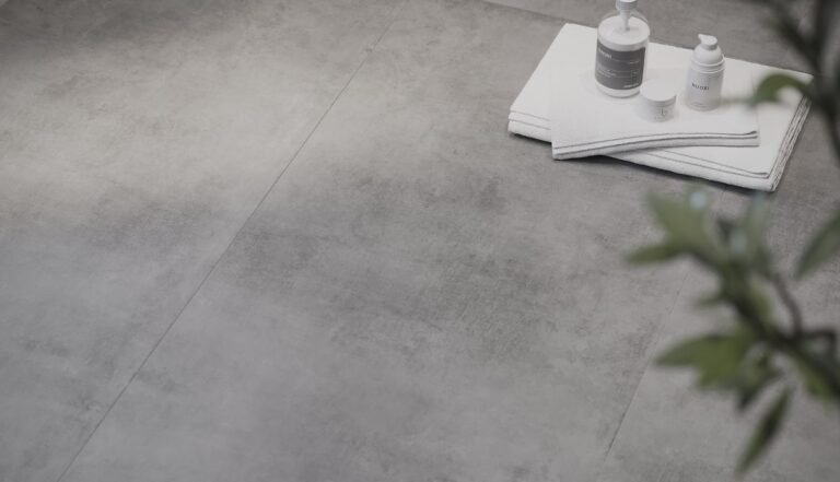 Wow light grey mat interjere